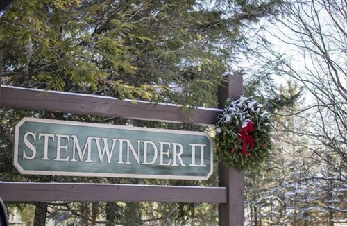 Edray Condo | Stemwinder 5 SKI IN SKI OUT Spectacular 4 BR Home Spacious Deck