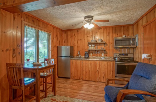 Edray House | Stemwinder 6B 1 Bedroom, 1 Full Bath, Slope Side