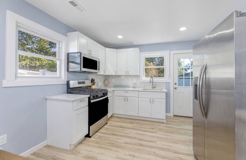 North Cape May House | Steps from Bay Dog Friendly Kids Playroom Stunning Sunsets Mini Golf