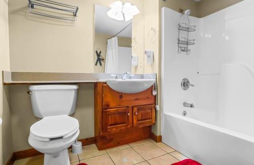 Edray Apartment | Steps From The Slopes Ski In Out Hot Tub Village