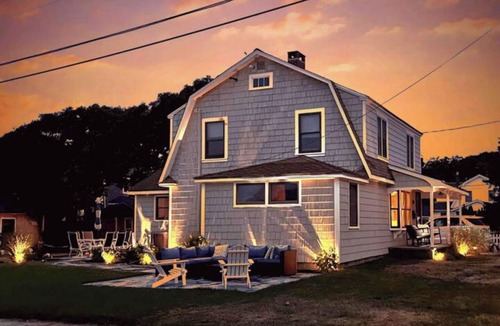 Mara Vista House | Steps to 3 Falmouth Beaches in our 6+bedroom with oversized outdoor shower