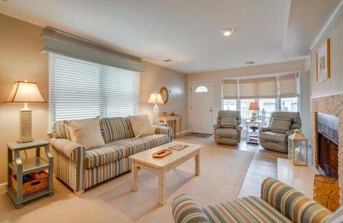 South End House | Steps to Beach: Townhome w/Balcony in Ocean City