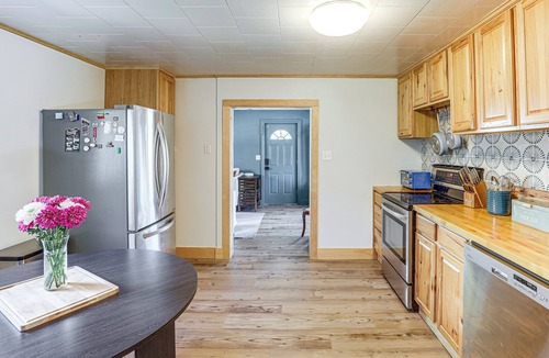 Kalispell House | Steps to Dtwn Kalispell! Pet-Friendly Home w/Yard