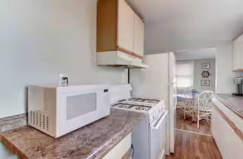 Point Pleasant Beach House | Steps to PPB Boardwalk & Beach — 2BR w/Parking, Beach Gear & Pet Friendly
