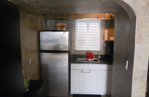 Hollywood South Central Beach Condo | Steps to the famous Hollywood Beach Sand and Broadwalk