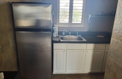 Hollywood South Central Beach Condo | Steps to the famous Hollywood Beach Sand and Broadwalk