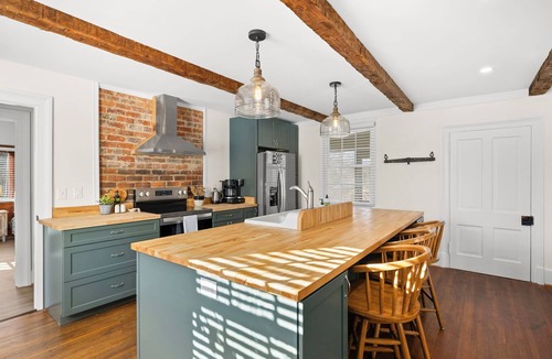 Orange House | Stone Bridge Farm - 5BR Historic Riverfront Estate