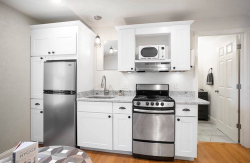 Newburyport Apartment | Stone Suite at The Hygge House