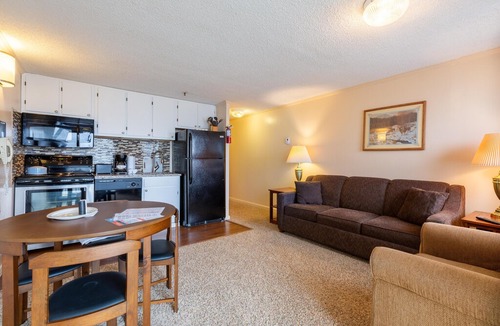 Edray Condo | Stroll to Slopes, Village Area, Ski in/out Unit117