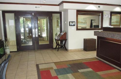 Laurel Hotel | Studio 6 Extended Stay - Richmond, VA - I-64 West