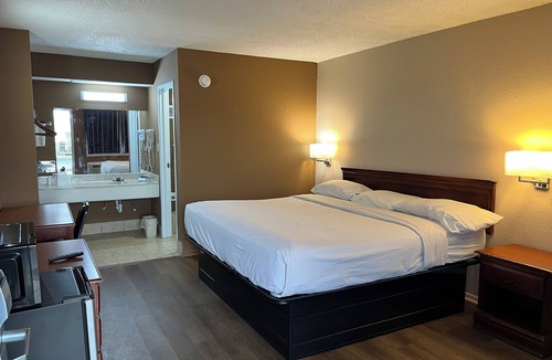 Millington Hotel | Studio 6 Millington, Tn