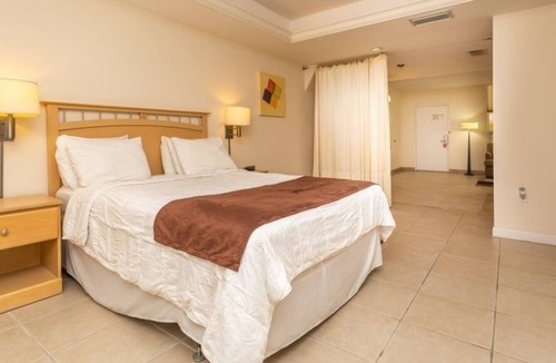 Coconut Grove Apartment | Studio Apartment Fully furnished