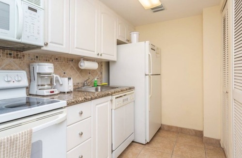 Coconut Grove Apartment | Studio Apartment Fully furnished