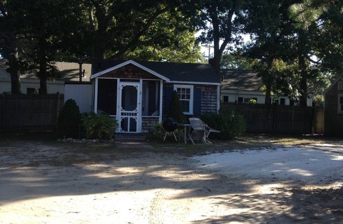 Bass River Cabin | Studio Cabin8 w Kitchen, Enclosed Porch, Bathroom, Sleep2, Heated Pool, pet ok
