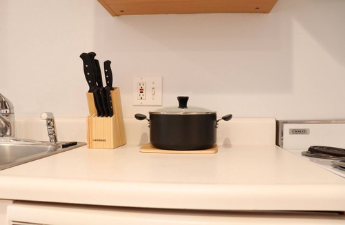 Porter Square Apartment | Studio Condo *parking* 3-minute walk to subway: Harvard,MIT,Lesley,Tufts,Boston