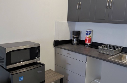West Little Havana Apartment | studio cross the street to Freedom Park Miami 3 minutes from Miami Int Airport