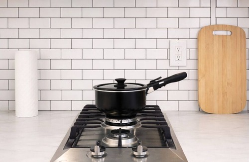 East Avenue Apartment | Studio Downtown+HighFalls+Kitchen+TV+Unity Pet