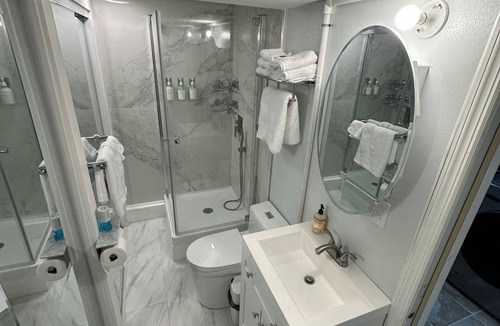 Northwest Yonkers House | Studio house with AC in friendly Yonkers