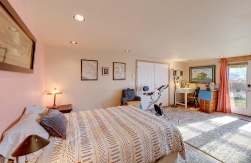 Hot Springs Apartment | Studio Near Hot Minerals Soak: 360-View of Valley!