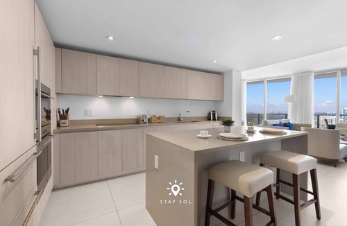 Hollywood South Central Beach Apartment | Stunning 1BR Apt With Ocean View Balcony