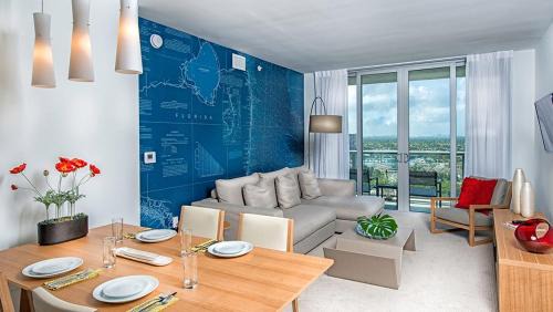 Hallandale Beach Apartment | Stunning 2 Bedroom Bay Front Apt w/Breathless View 1909