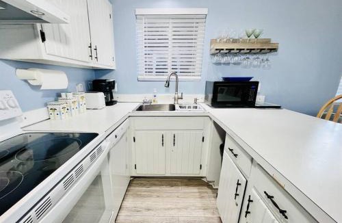 North Ocean City House | Stunning 2BR/2BA Bayfront Retreat