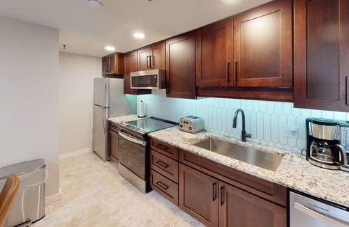 Snowshoe Condo | Stunning 2BR Condo in Silvercreek by RedAwning