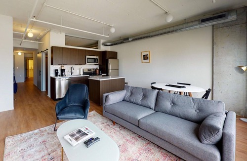 Eisenhower East Apartment | Stunning 2BR in The Foundry Near Old Town w/ Gym