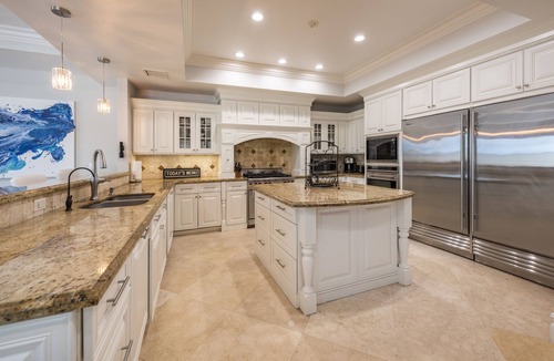 Birch Park Finger Streets House | Stunning Beach House-Steps to Beach. Walk to restaurants, shops, bars, and park.