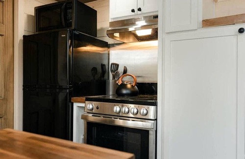 Chester Cabin | Stunning Cedar Tiny House with Sauna Access for a Romantic Getaway in Chester, Vermont