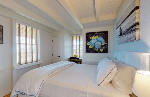 Nantucket House | Stunning Double Home Rental - 6 bedroom 16 guests