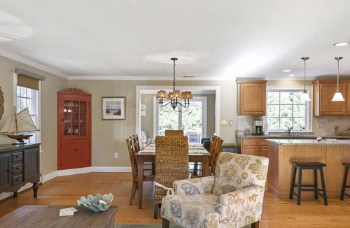 East Orleans House | Stunning East Orleans Residence 2 Miles from Nauset Beach