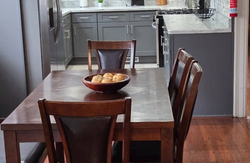 Buffalo House | Stunning Elmwood Village Lower