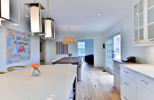 West of Town House | Stunning fully renovated 11/9 family compound with pool, walk to town