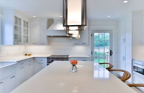 West of Town House | Stunning fully renovated 11/9 family compound with pool, walk to town