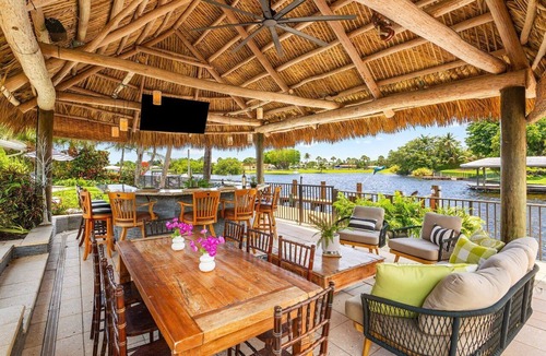 Lake Ida Shores House | Stunning Lakefront! Pool, Patio 5BR/5BA, Sleeps 12