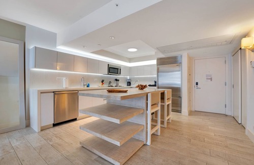 City Center Condo | Stunning Luxe Oceanfront 1BR/1BA in 1 Hotel & Homes South Beach! Resort Access.