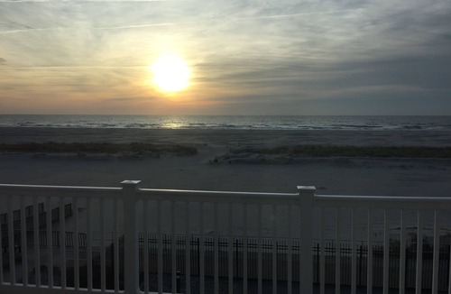 Wildwood Crest Condo | Stunning Oceanfront Condo. 4BR, + Den, Beach Views ALL Windows, 2200sqft 2 enjoy
