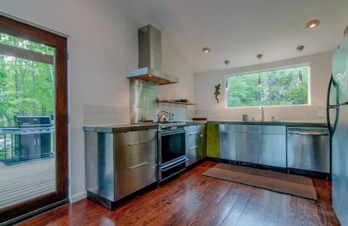 Wallkill House | Stunning Peaceful Catskills Retreat, Perfect for Remote Work and Relaxation