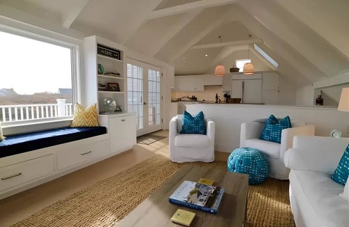 Tom Nevers House | Stunning Tom Nevers Home with Pool + Ocean Views