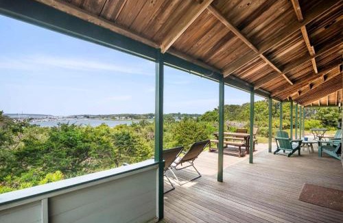 Wellfleet House | Stunning Water Views Sleeps 14