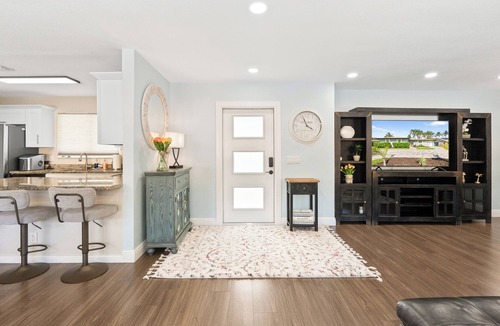 Golfview Harbor House | Stunning Waterfront 3 bedroom, 2 bathroom Home with Pool- 5 min from Beach