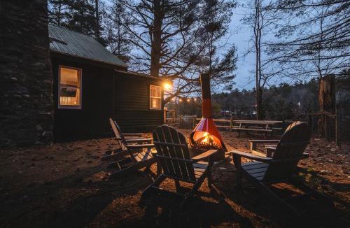 Corinth House | Stunning Waterfront Cabin with Private Dock Near Saratoga & Lake George | Corinth, New York
