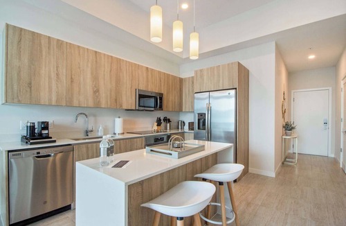 Northeast Miami Condo | Stylish 1Bdrm Penthouse In Miami Design District