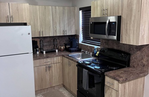 Allapattah Apartment | Stylish 1BR w/Free Parking, near Wynwood & Brickell