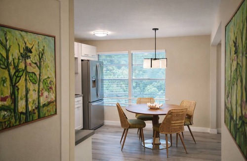 Tarpon River Apartment | Stylish 2BR - 5 min to Beach & Las Olas - Views