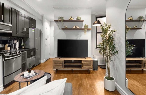 Tudor City Apartment | Stylish 3-Bedroom Midtown East Stay