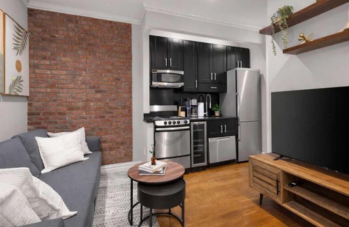 Tudor City Apartment | Stylish 3-Bedroom Midtown East Stay