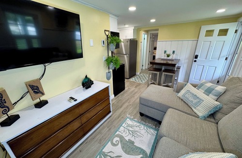 Harwich Port Condo | Stylish 3-Bedroom, 2-Bath Condo Near Red River & Neel Road Beaches