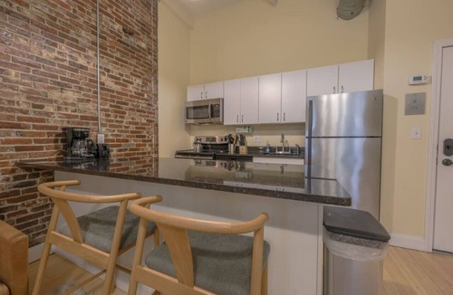 Downtown Boston Apartment | Stylish Exposed Brick 3BR!